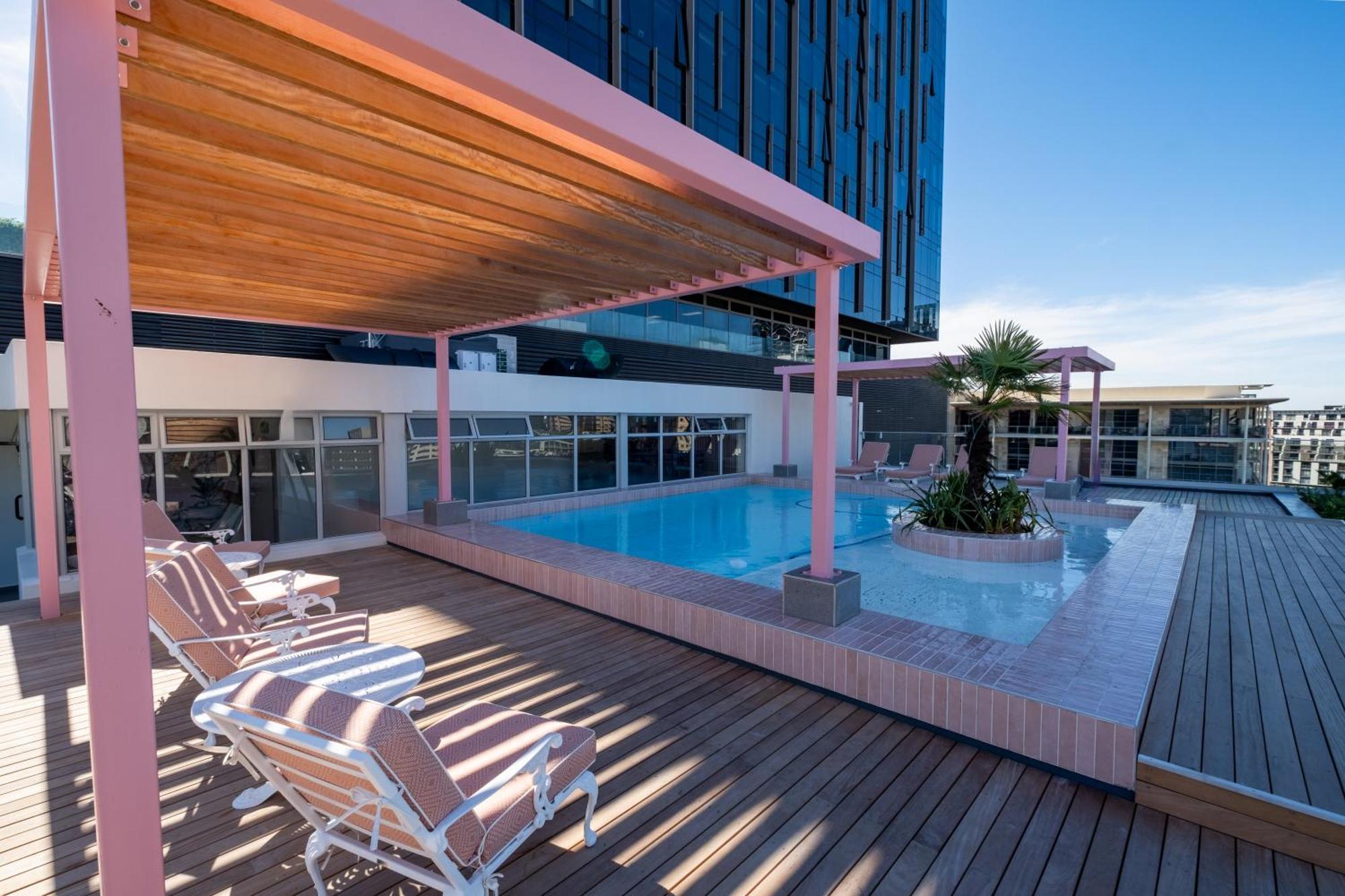 The Rose 604: Central Studio With Rooftop Pool 开普敦 外观 照片